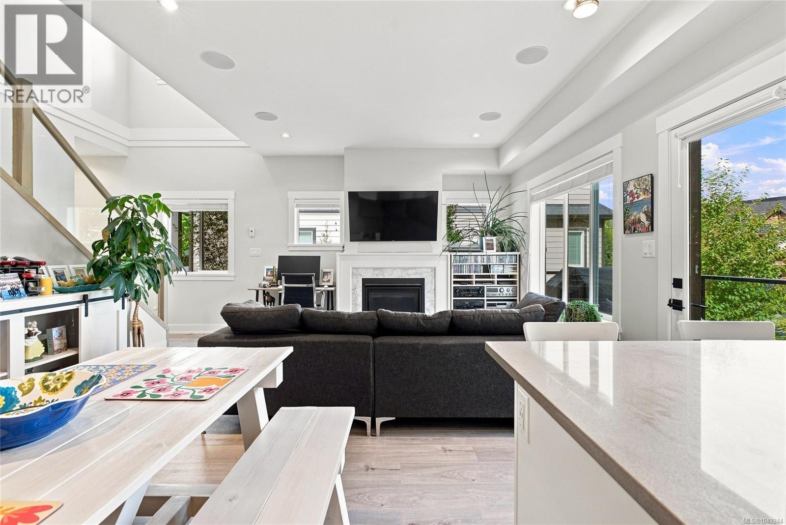 1212 Moonstone Loop - 14