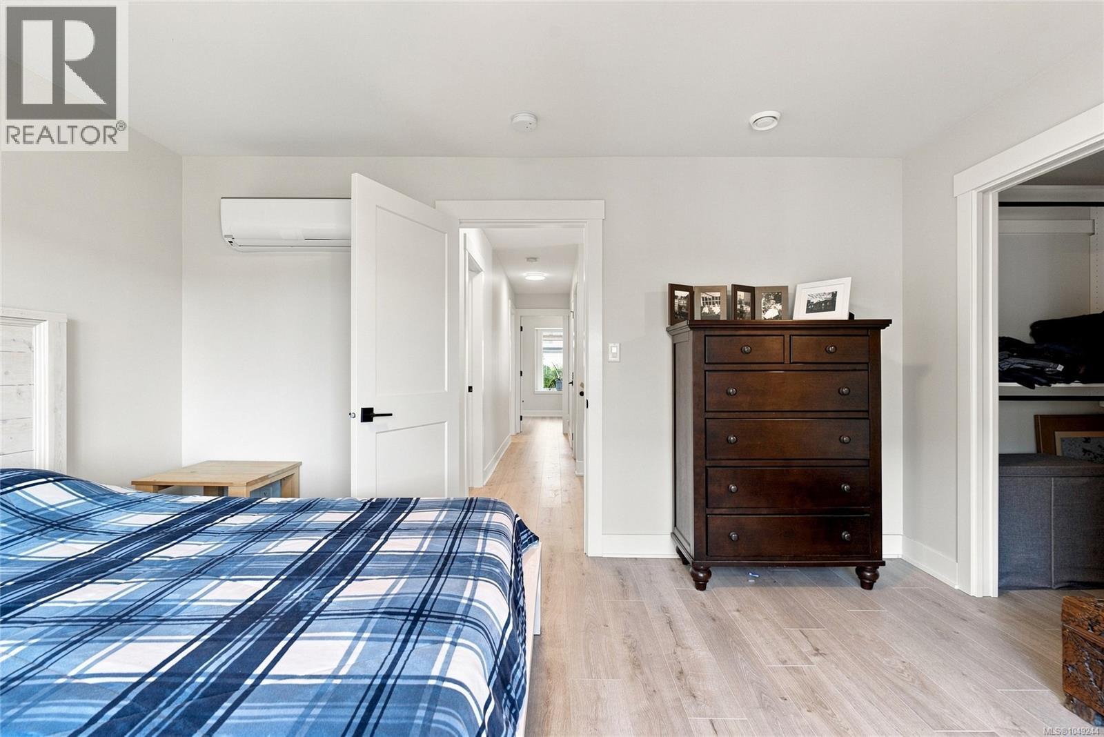 1212 Moonstone Loop - Image 21