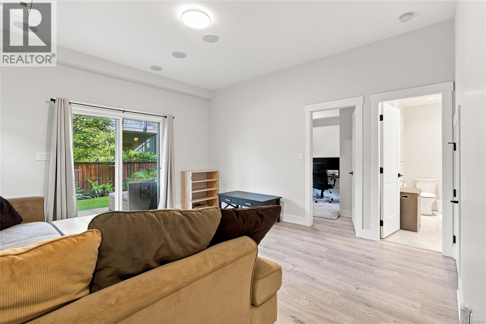 1212 Moonstone Loop - Image 40