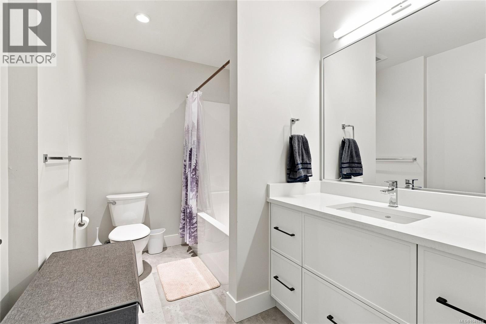 1212 Moonstone Loop - Image 48