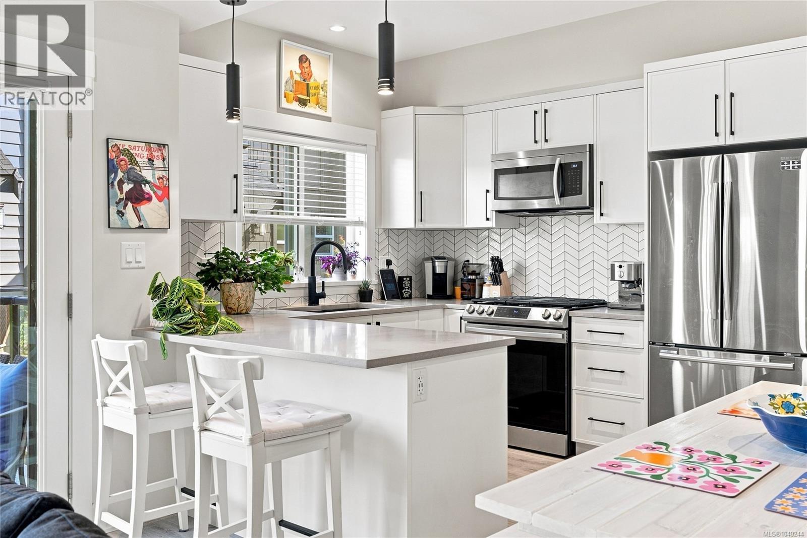 1212 Moonstone Loop - 6