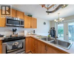 250 Mt Lorette Close SE - photo 7