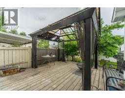 250 Mt Lorette Close SE - photo 28
