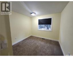 306 3rd Avenue W, Leader, SK S0N1H0 Photo 14