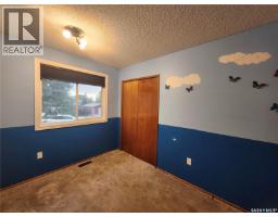 306 3rd Avenue W, Leader, SK S0N1H0 Photo 13