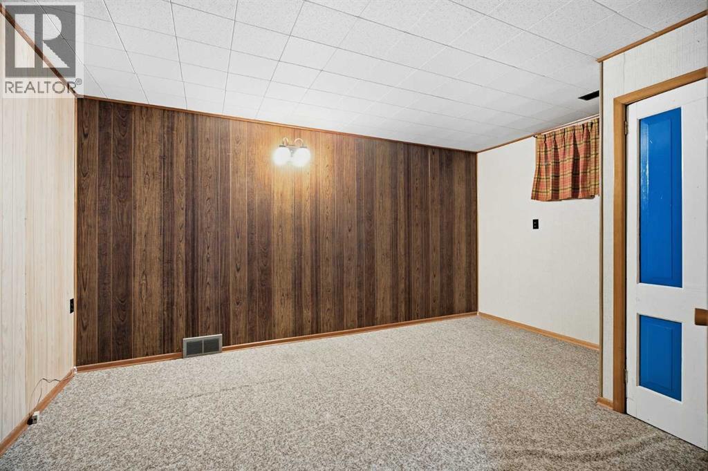 4327 19 Street NW - Image 23
