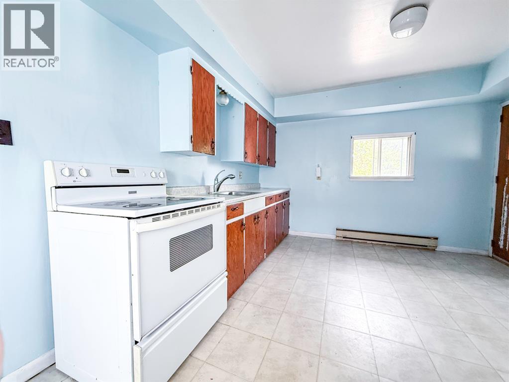 3024 BRIGDEN ROAD, St Clair — photo 3