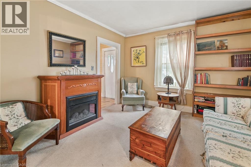 53 CAPRON Street - 6