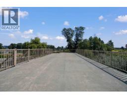 19500 River Road, Richmond, BC V6V1M3 Photo 9