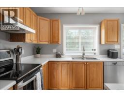 672 Foster Dr, Parksville, BC V9P1A8 Photo 18