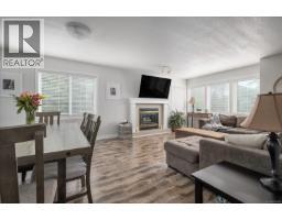 Living room - 672 Foster Dr, Parksville, BC V9P1A8 Photo 6