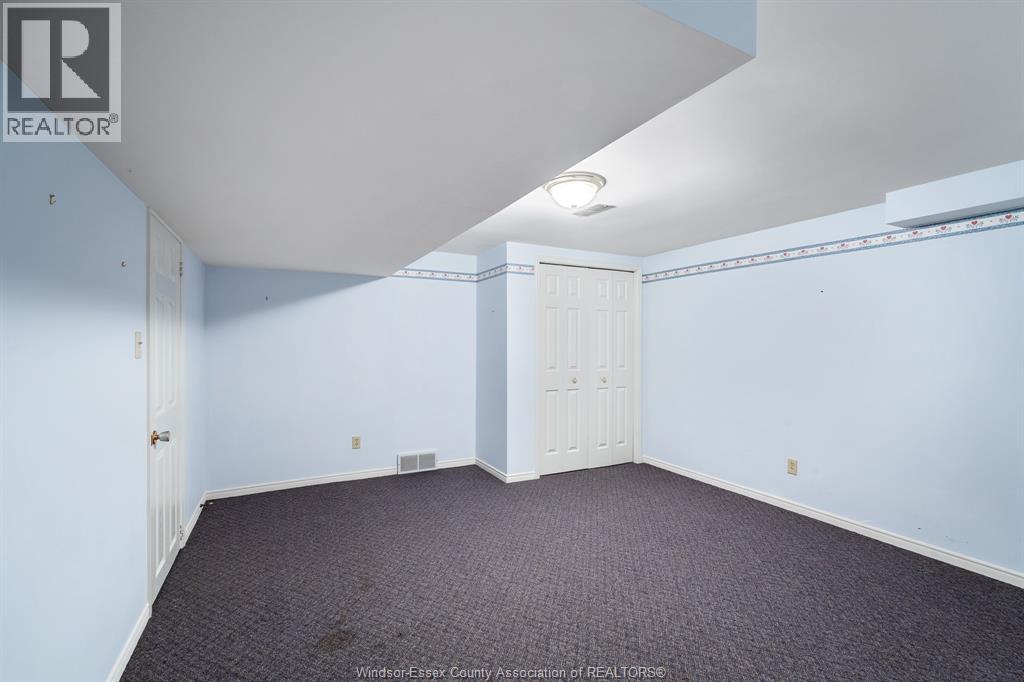 32 Cheyenne CRESCENT - 36