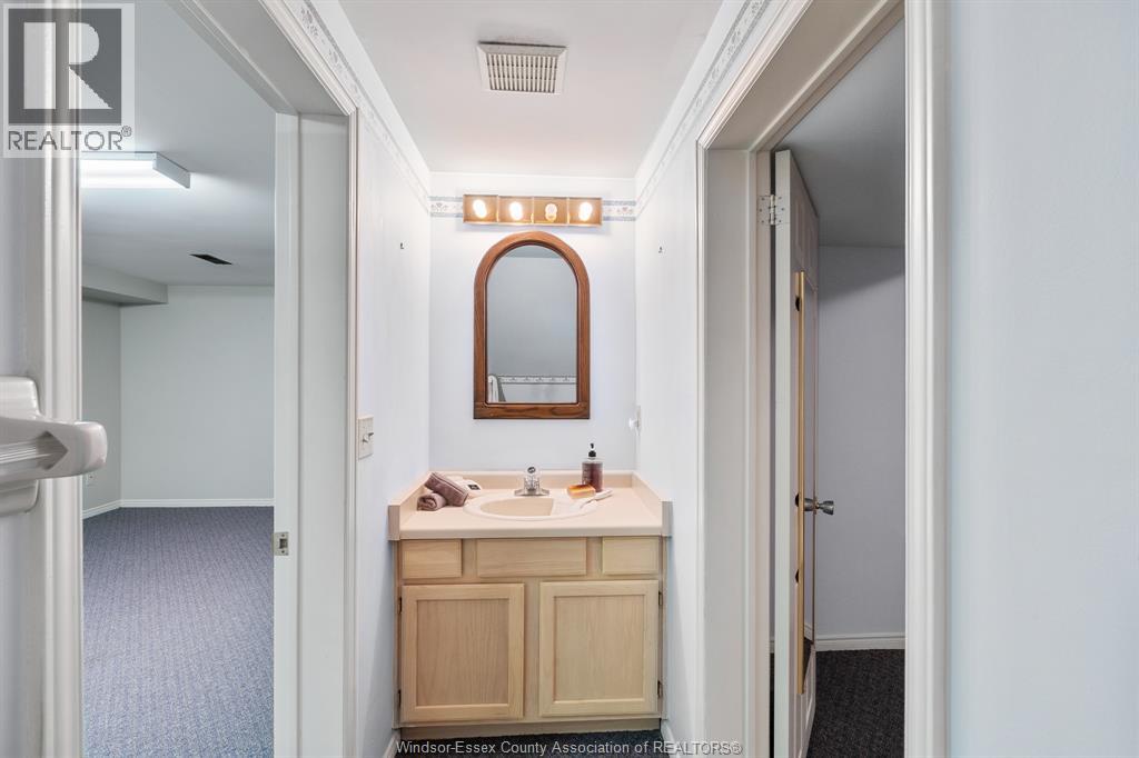 32 Cheyenne CRESCENT - 38