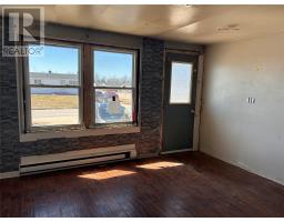 40 Cooper Crescent thumbnail 3