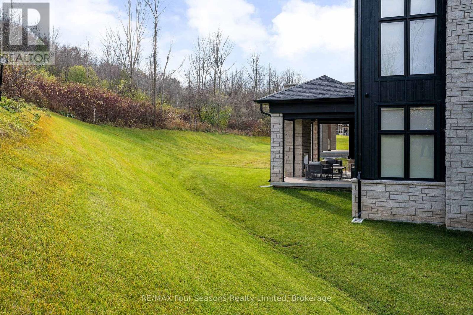 132 DOROTHY DRIVE - 45