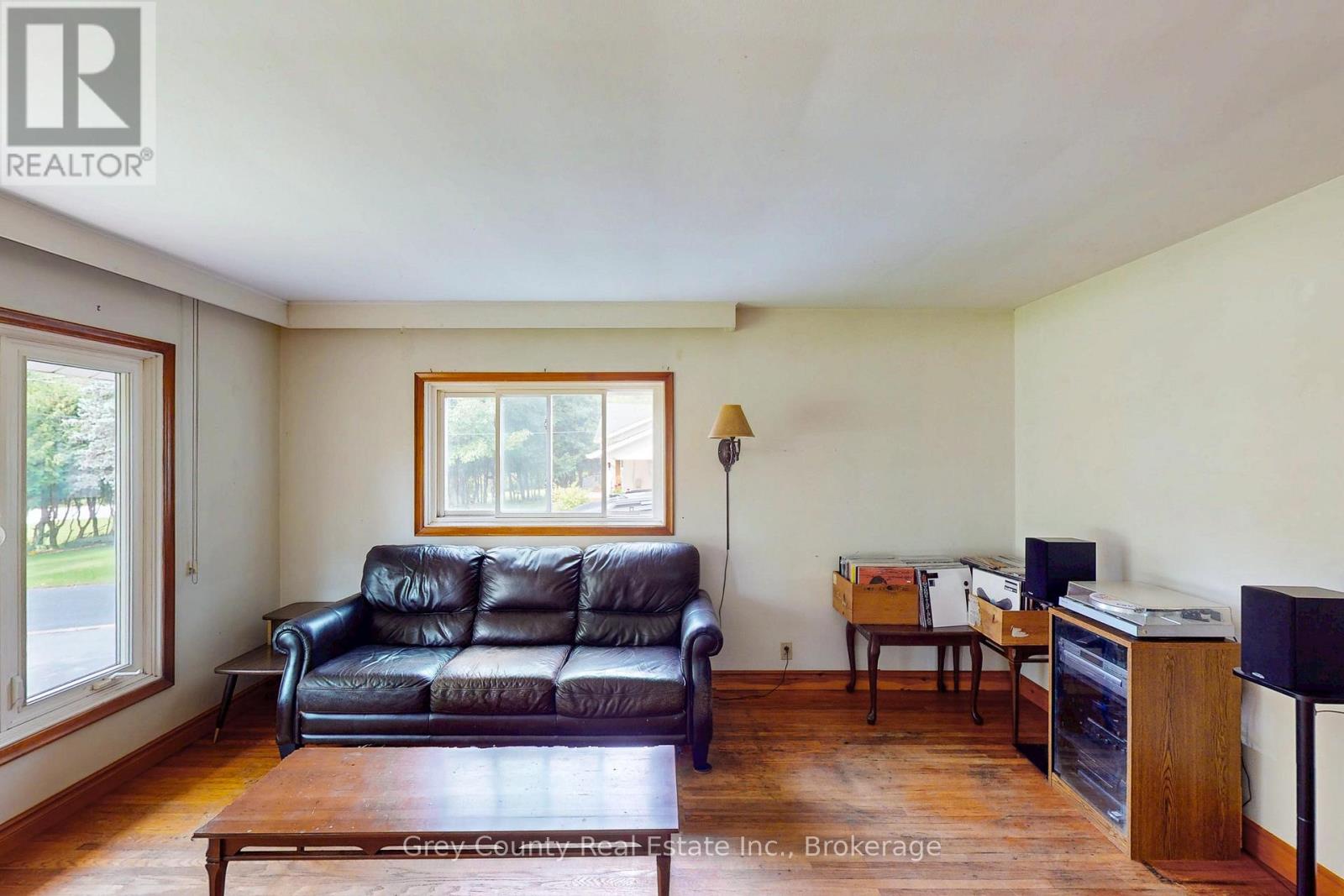 235341 GREY 13 ROAD - 12
