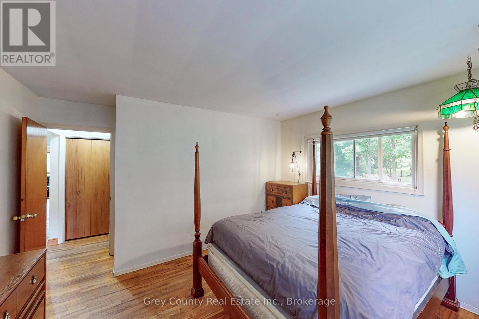 235341 GREY 13 ROAD - 21