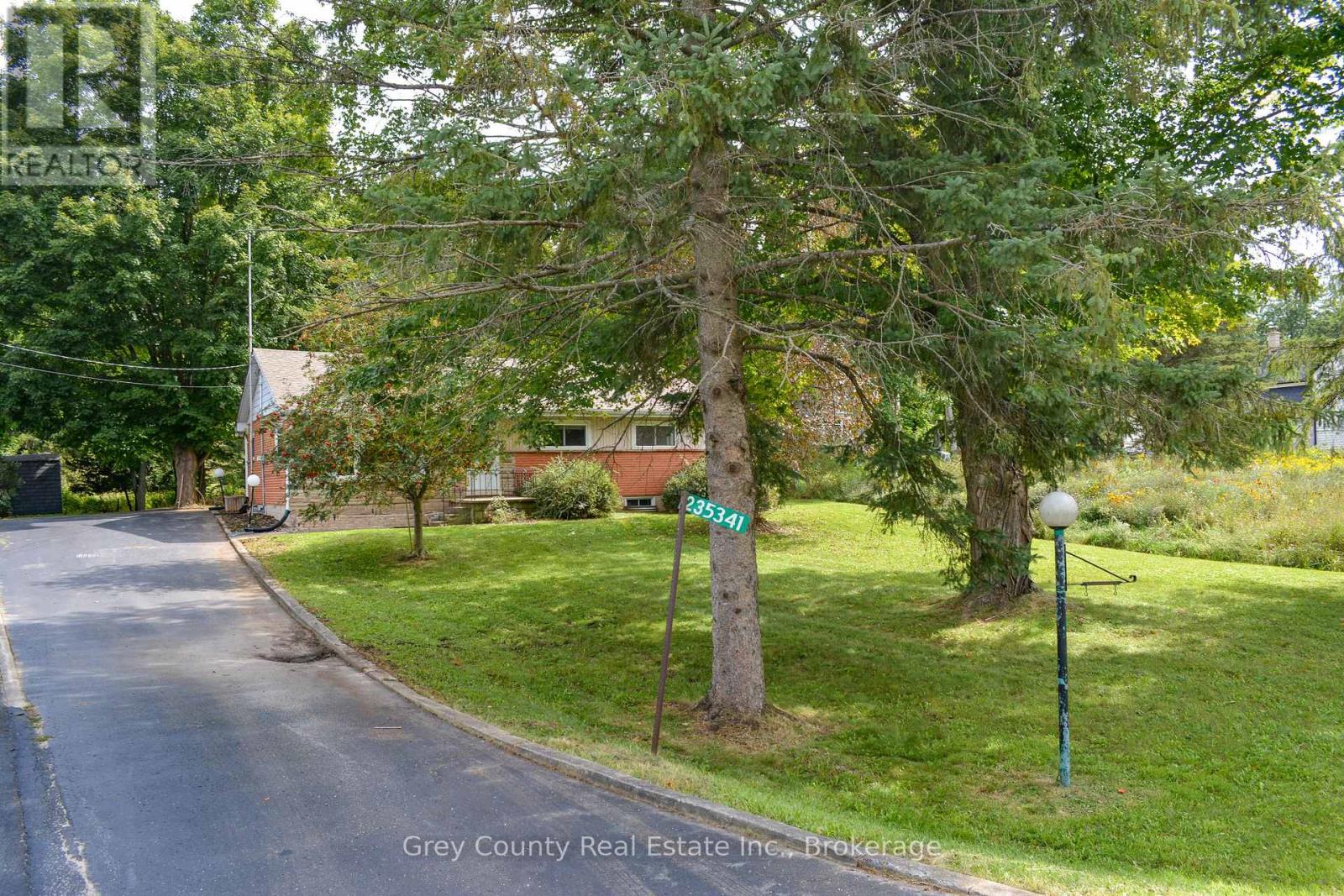 235341 GREY 13 ROAD - 4