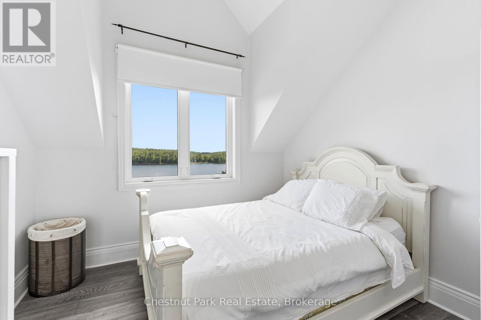 98 WOODLAND DRIVE - Image 21