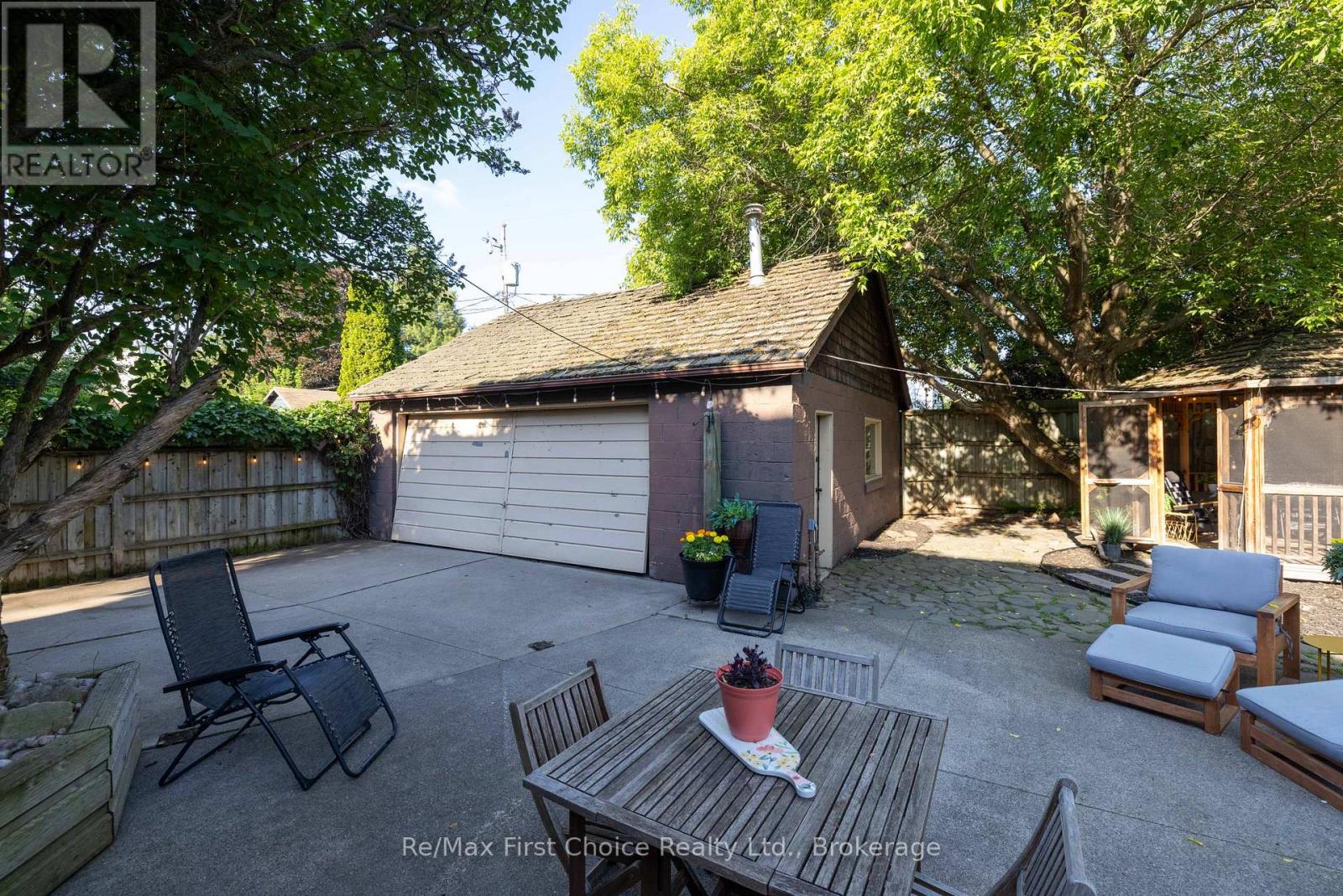427 NORAH STREET S - 6