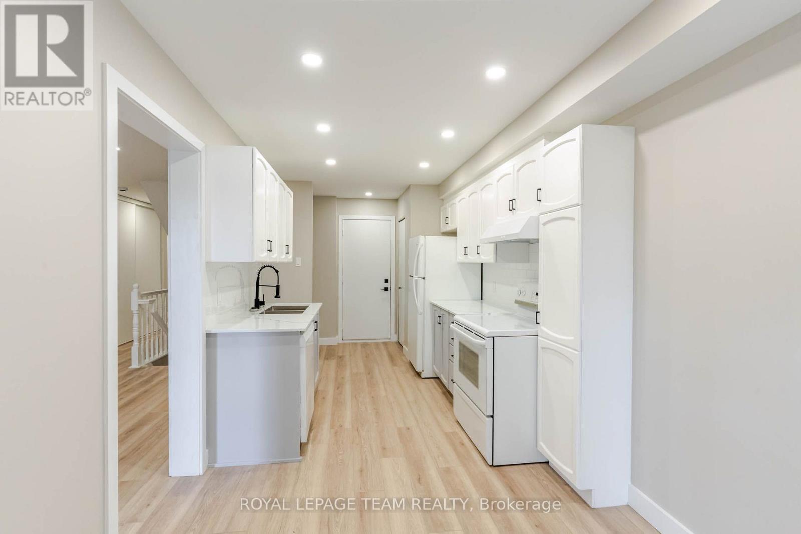 219 JAMIESON STREET - 7