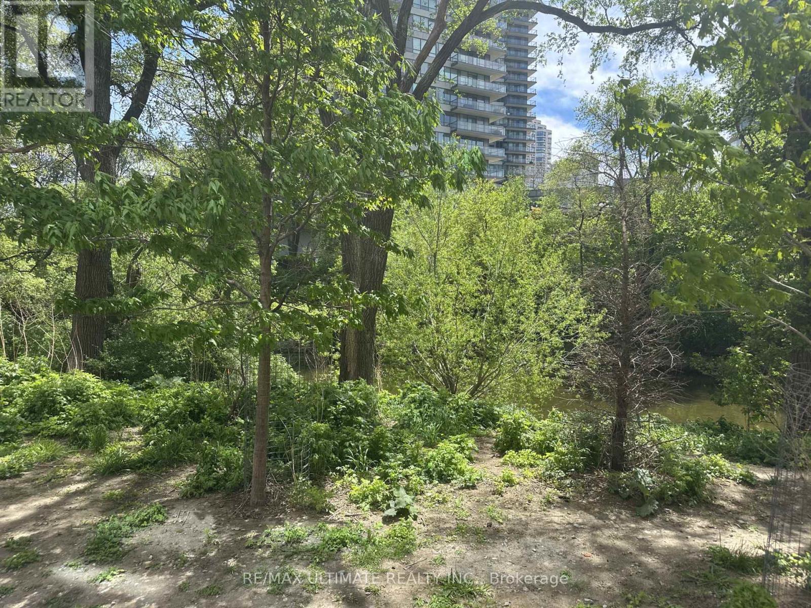 #TH1 2212 LAKE SHORE BOULEVARD W - 4