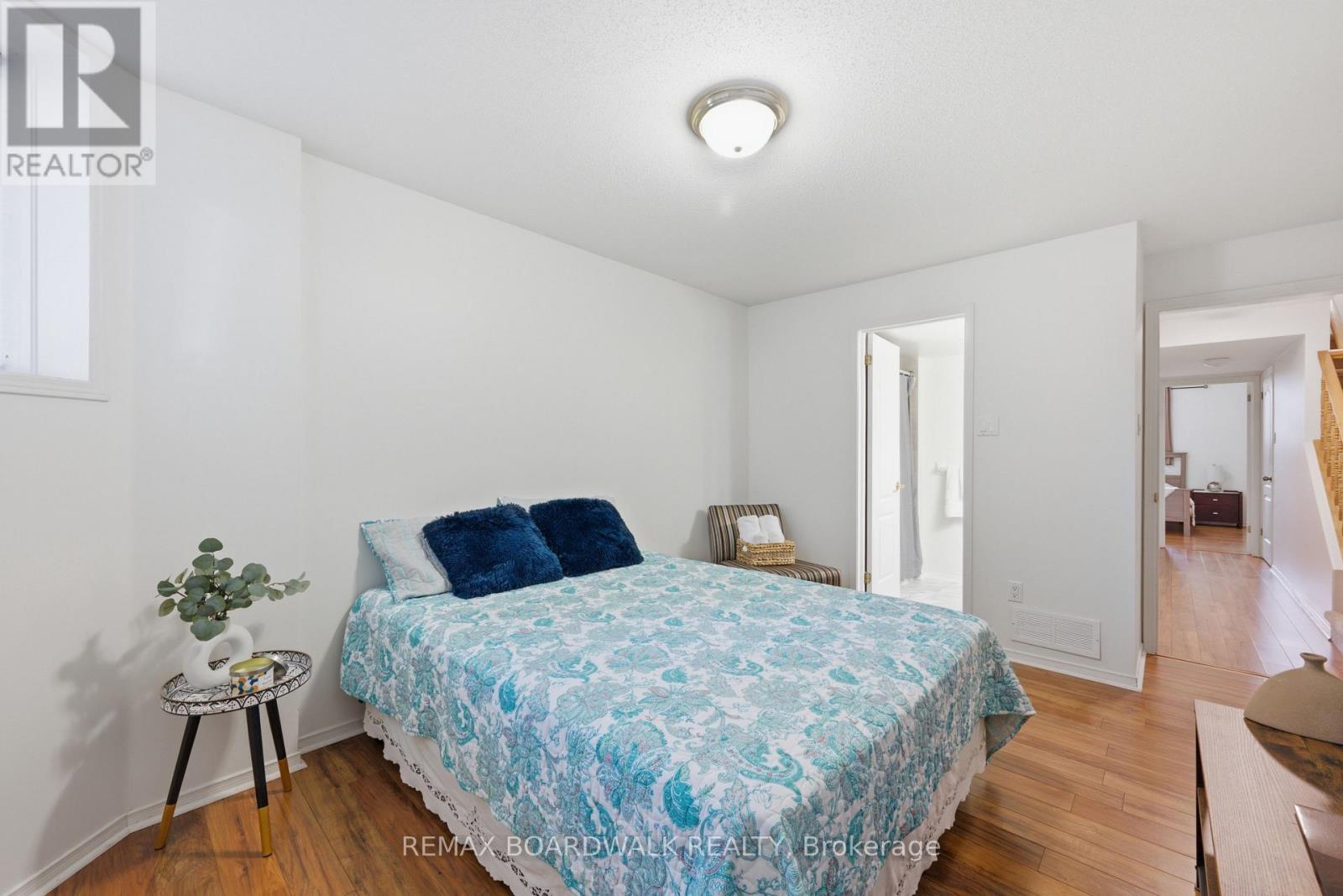 2 Bed, 3 Bath House for Sale in Ottawa – 20 – 316 CRESTHAVEN DRIVE, Ottawa – MLS# X13770348 - Image 33