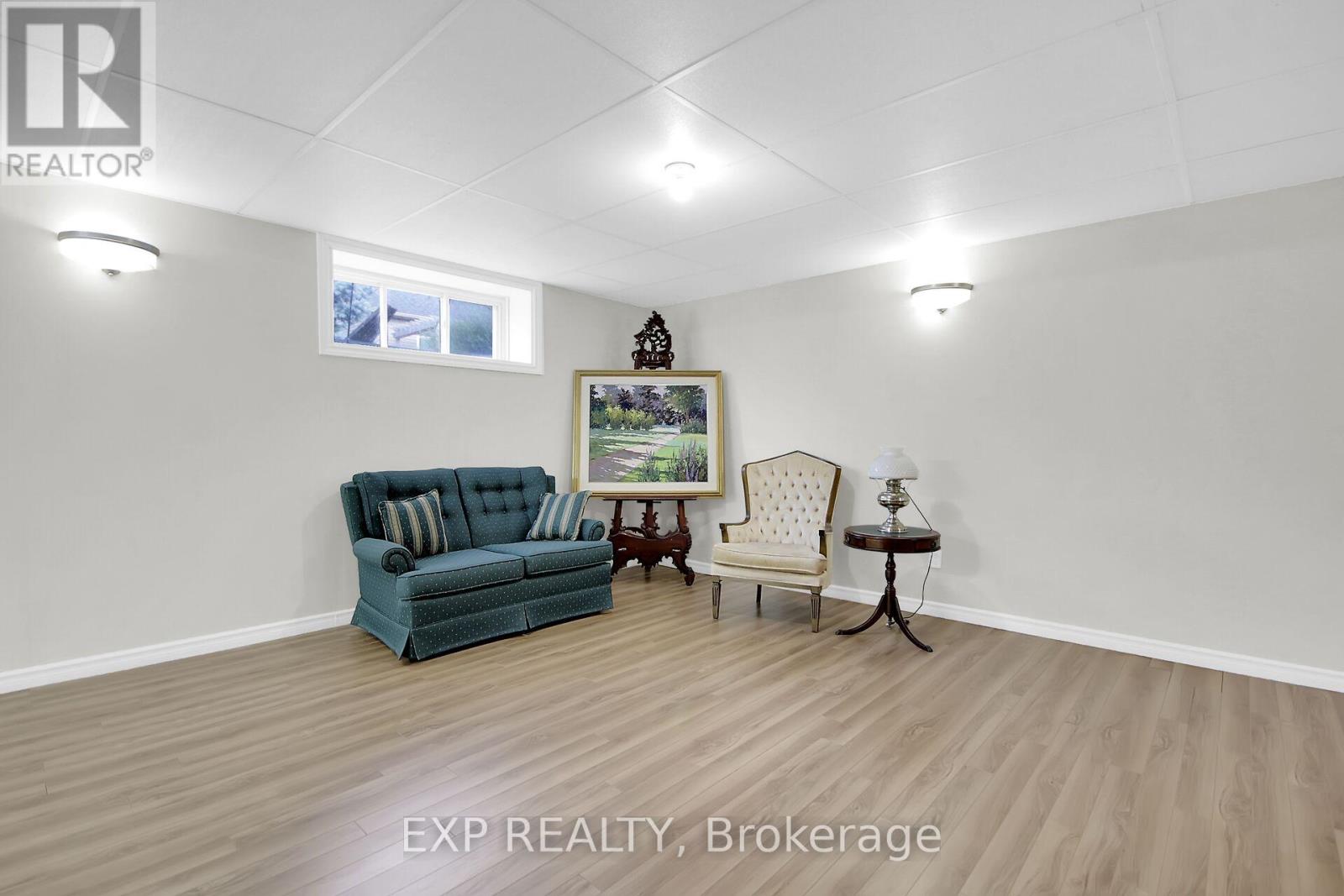 141 SADLER DRIVE - 33