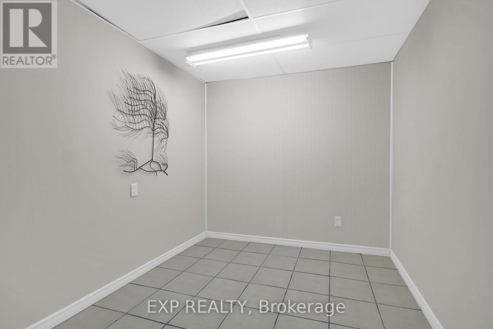 141 SADLER DRIVE - Image 38