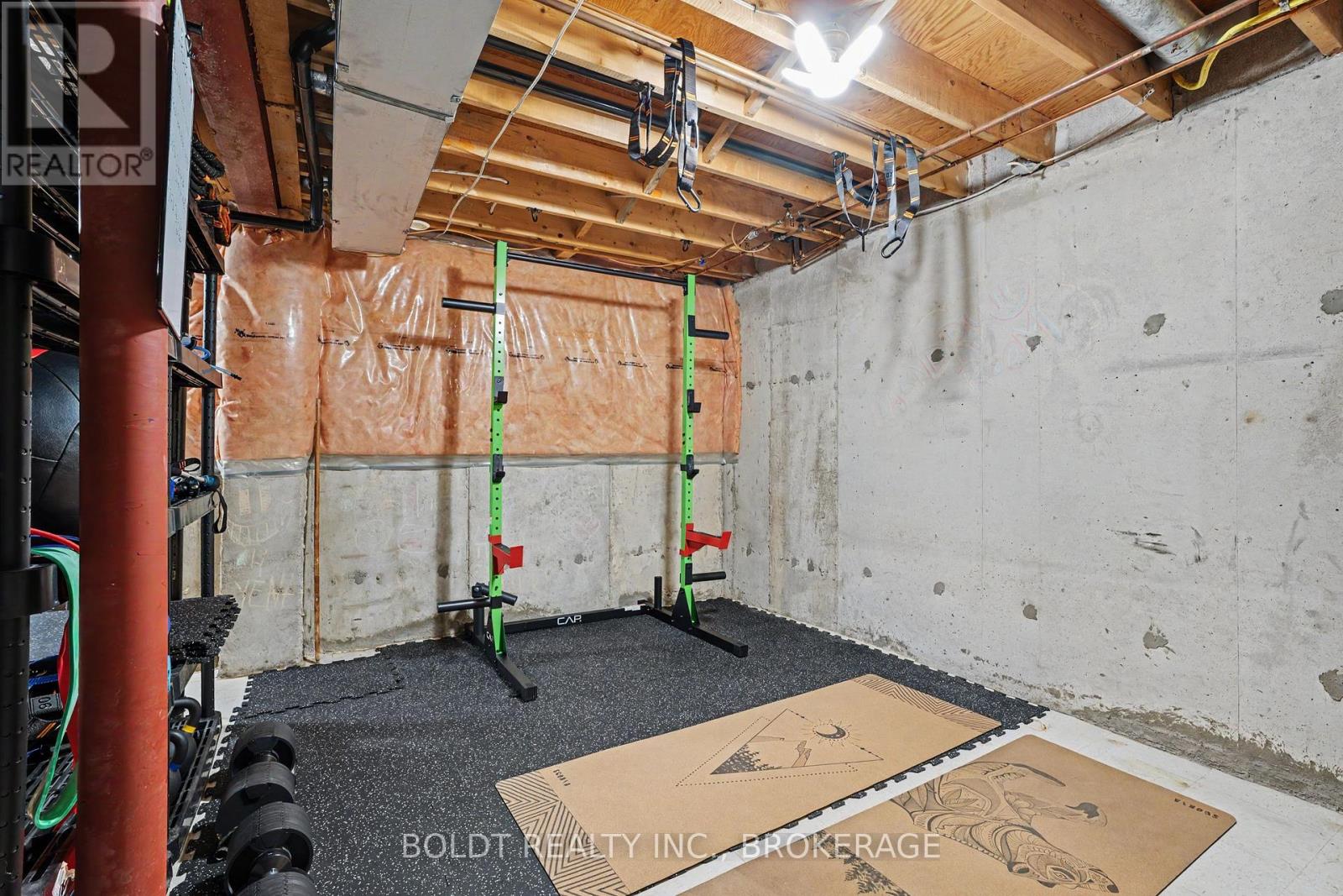 #12 7 DAVIDSON BOULEVARD - Image 33