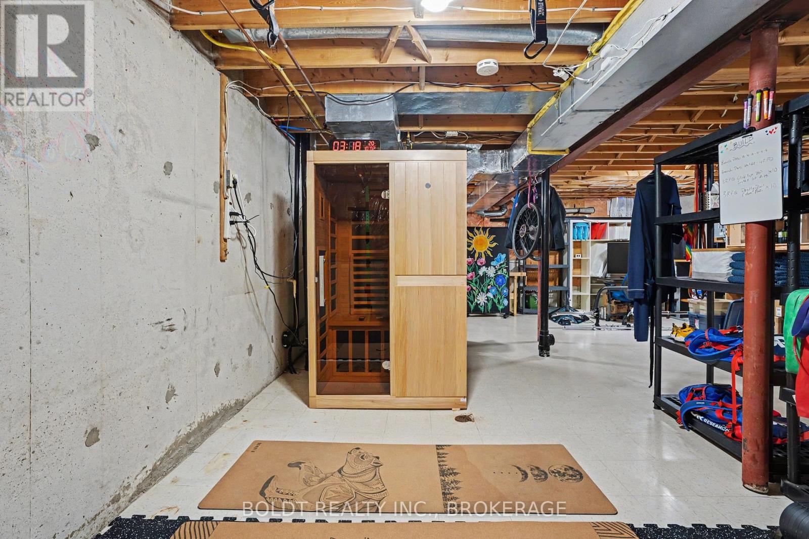 #12 7 DAVIDSON BOULEVARD - Image 34