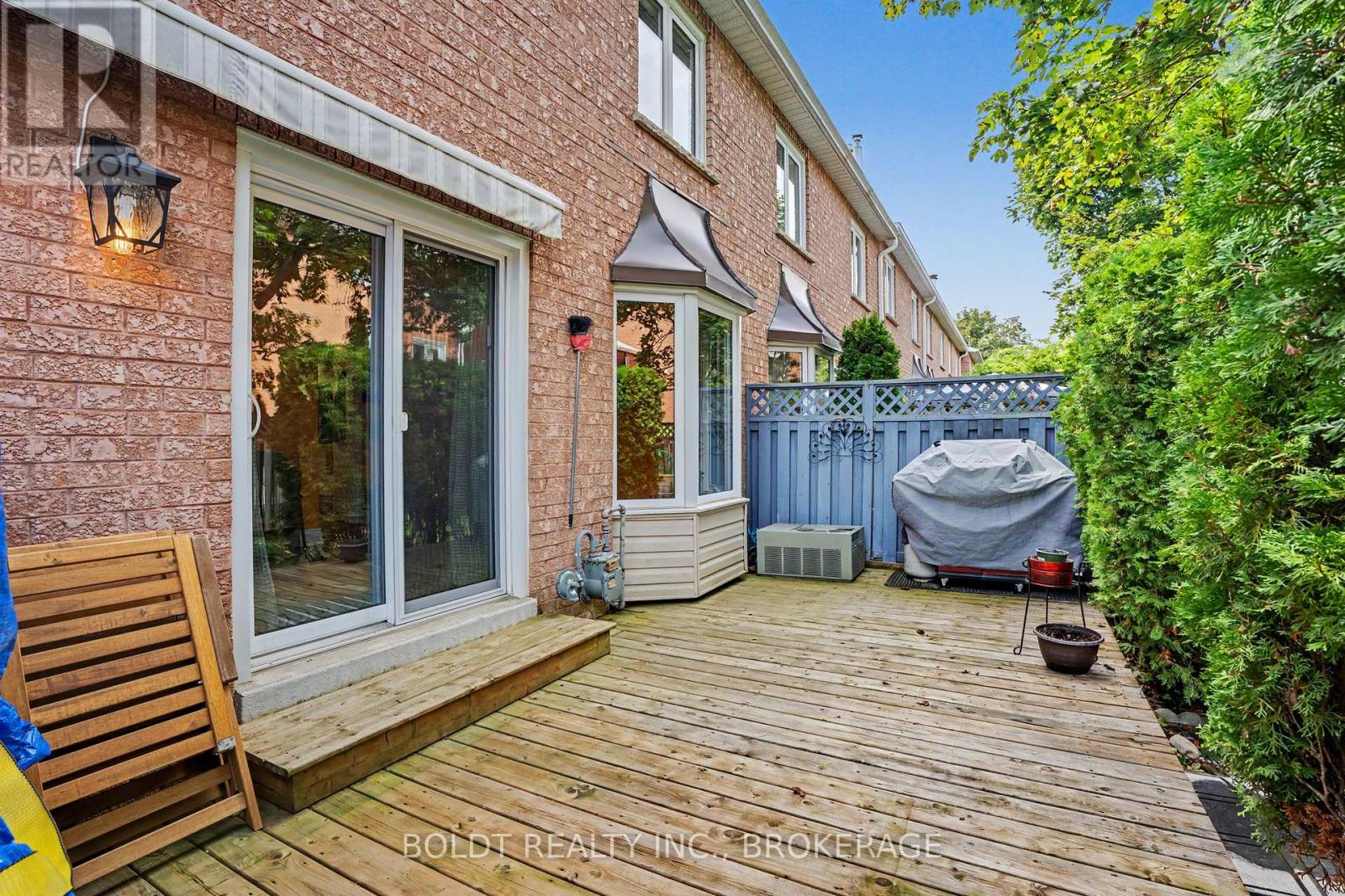 #12 7 DAVIDSON BOULEVARD - Image 36