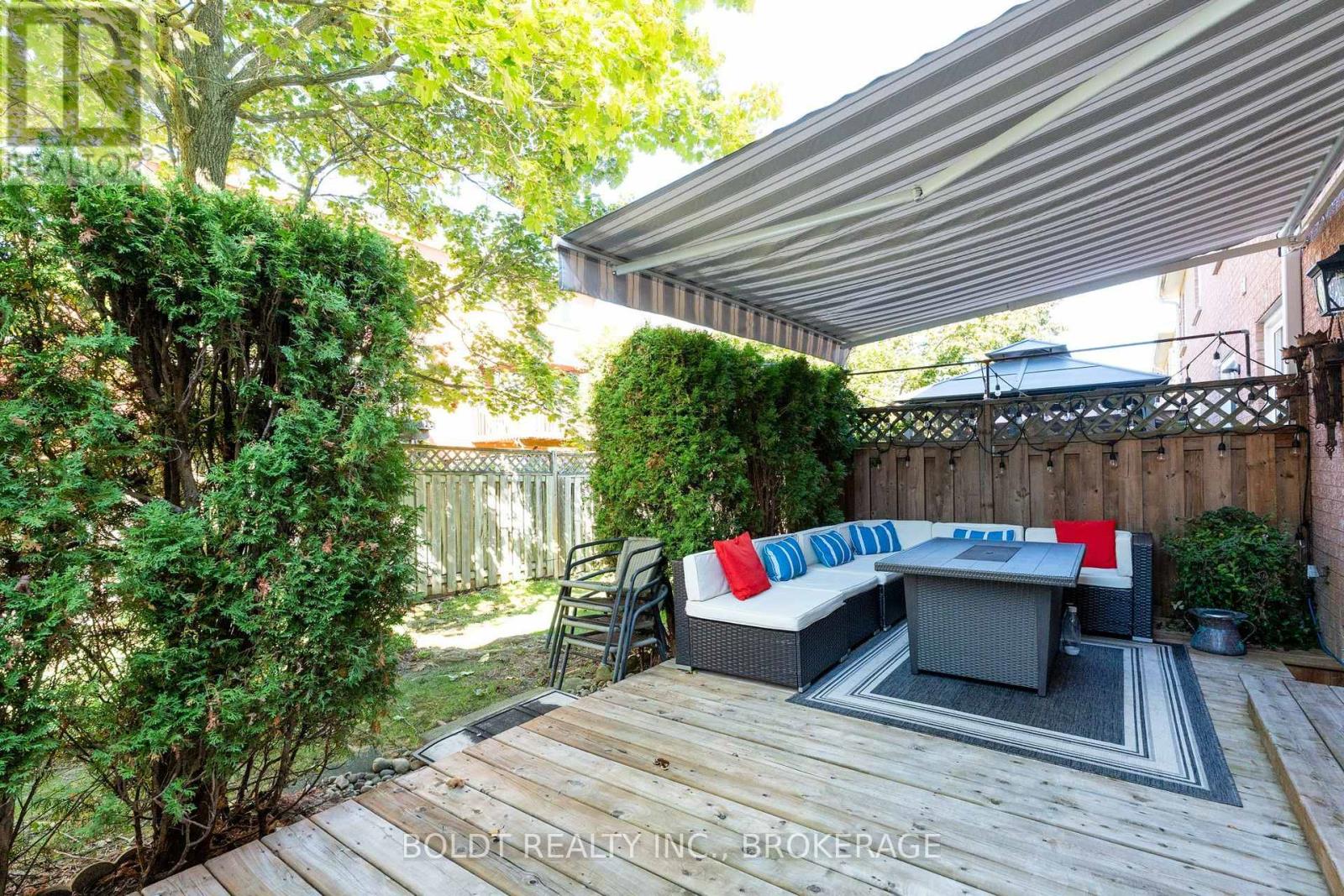 #12 7 DAVIDSON BOULEVARD - 37