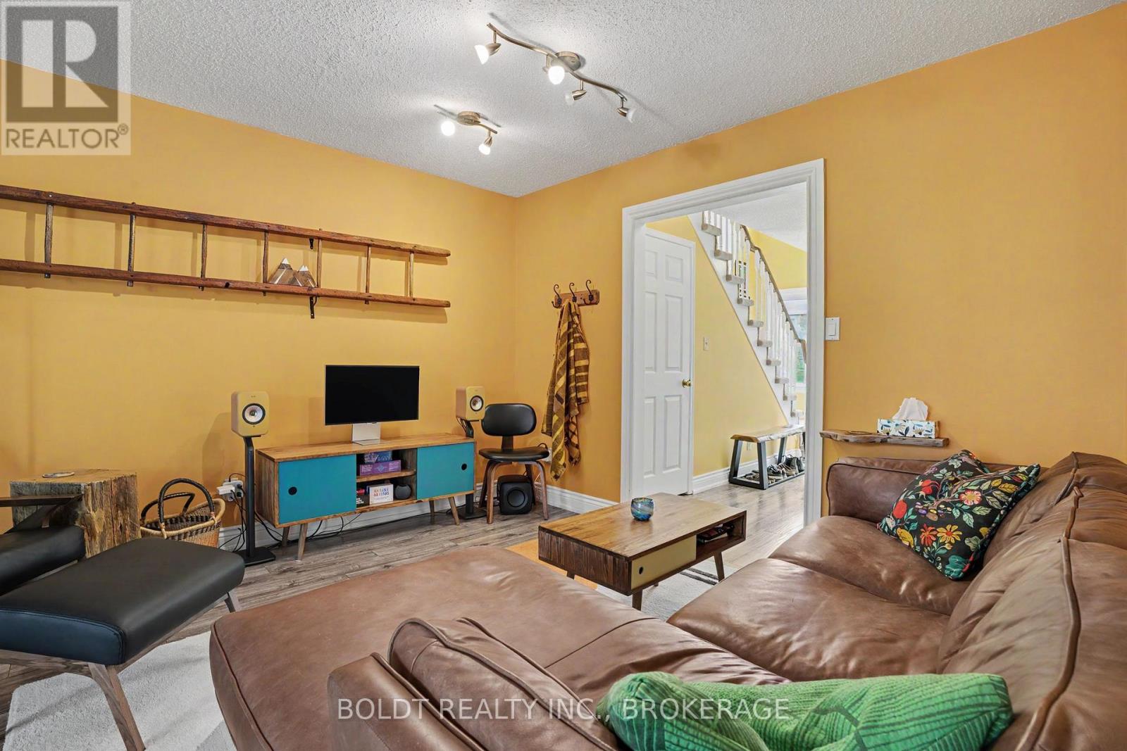 #12 7 DAVIDSON BOULEVARD - 7
