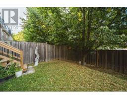 25 Routliffe Lane, Toronto, ON M2N0A5 Photo 19