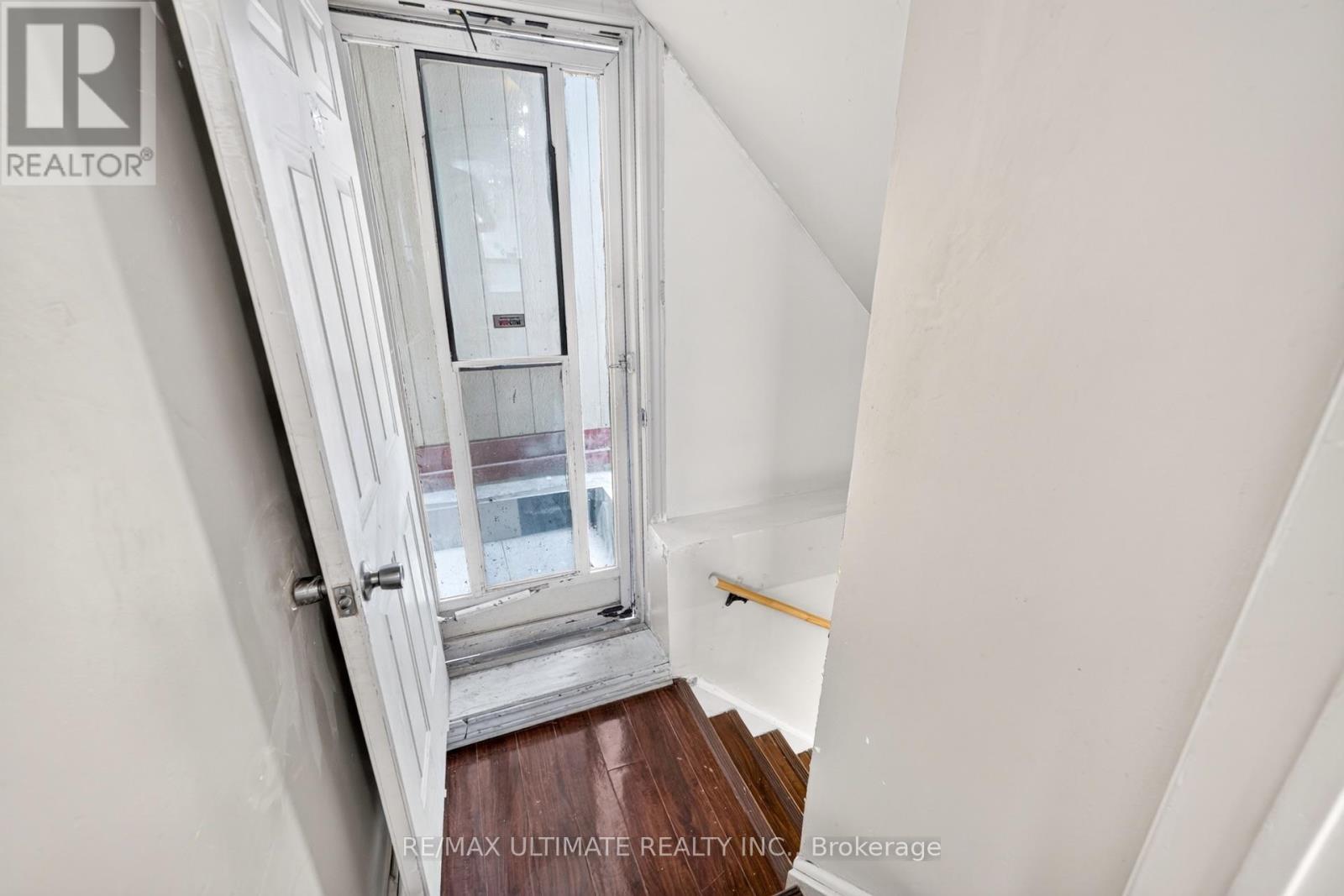7 Grand River Court — photo 24