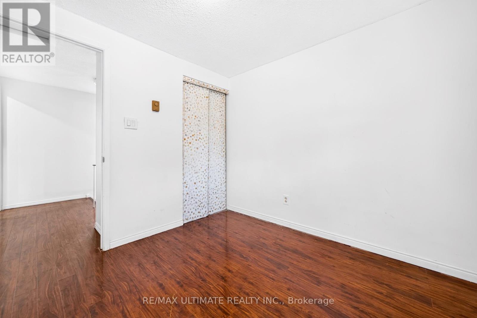 7 Grand River Court — photo 29