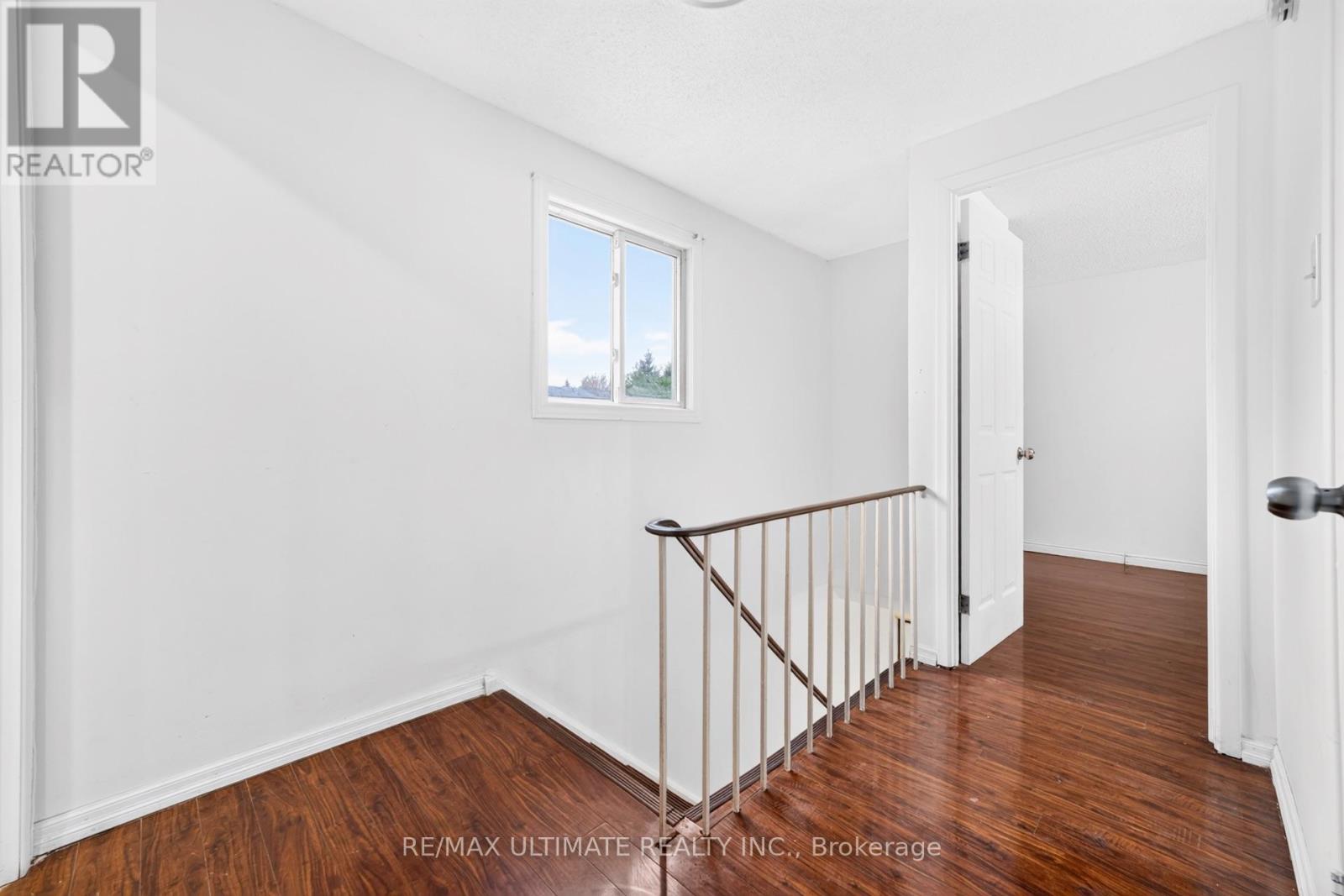 7 Grand River Court — photo 34