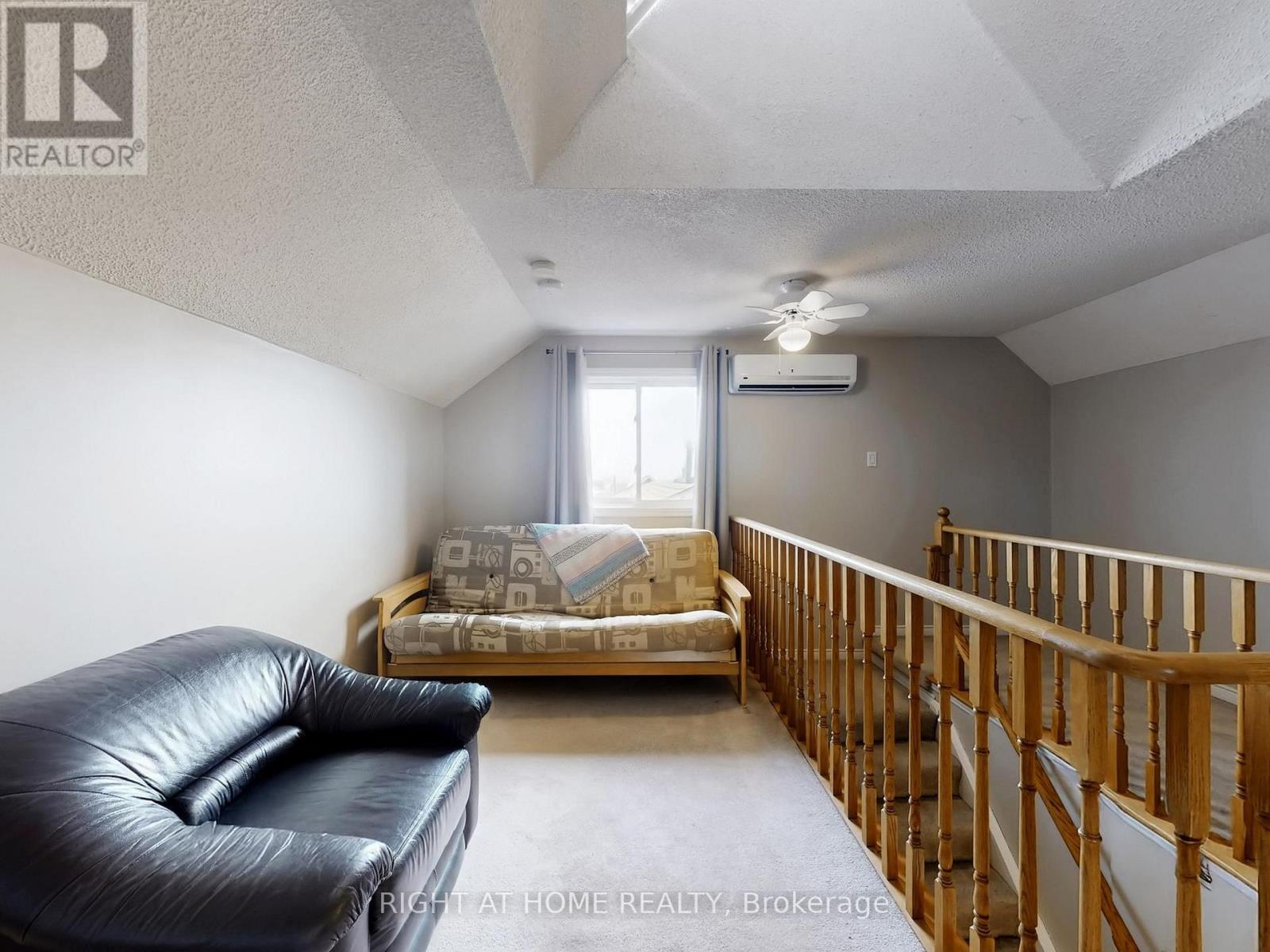 531 STEEPLE HILL - 24