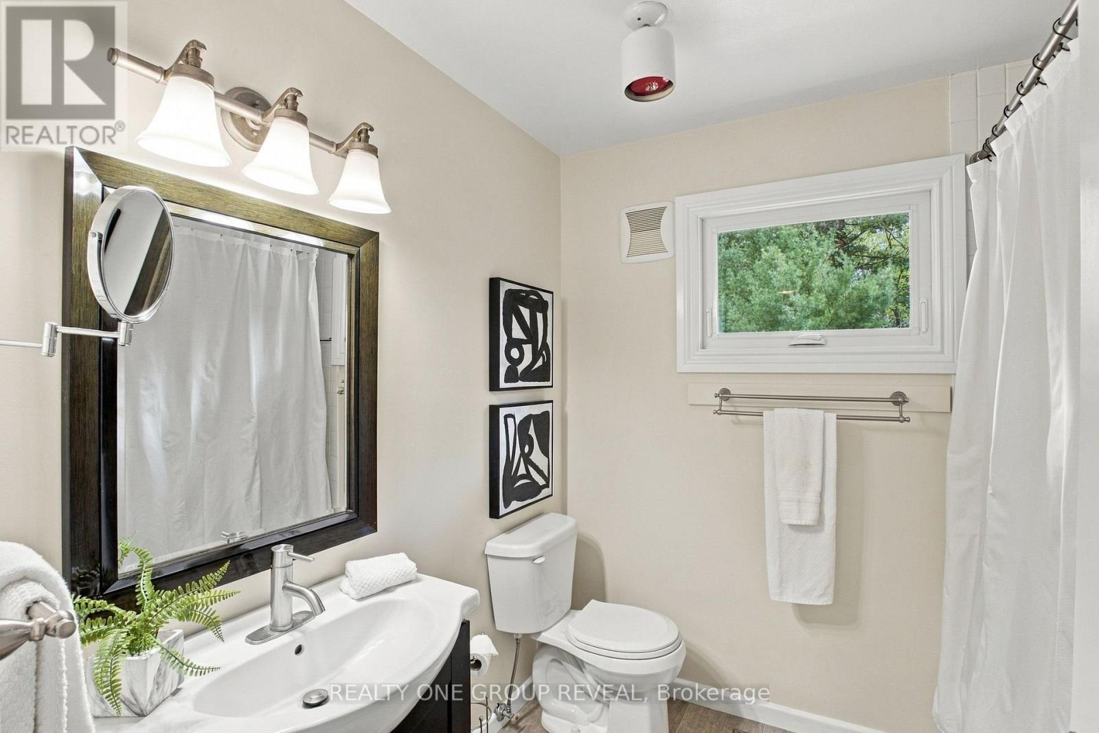 2163 BOUNDARY ROAD - Image 26