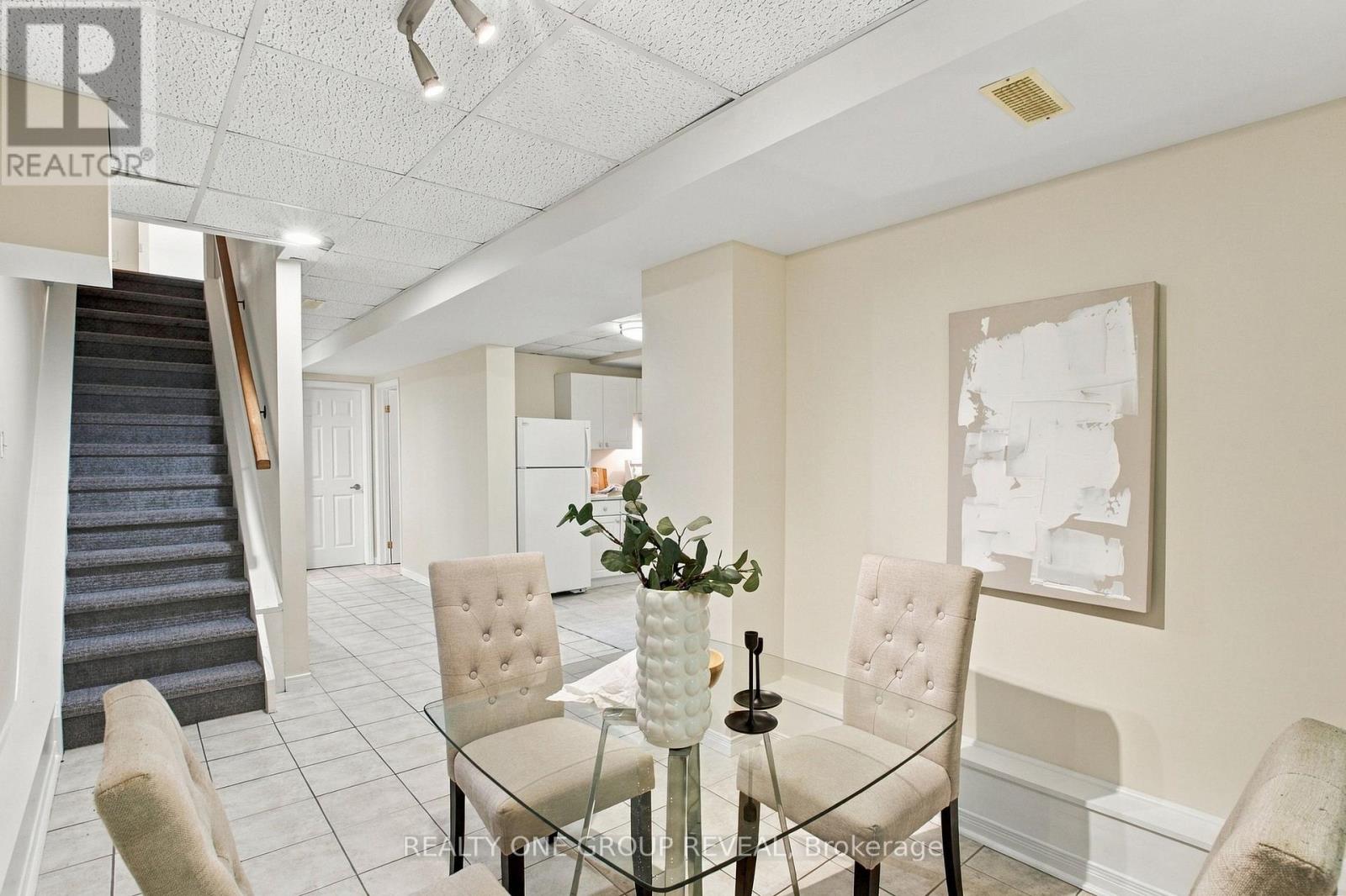 2163 BOUNDARY ROAD - Image 32
