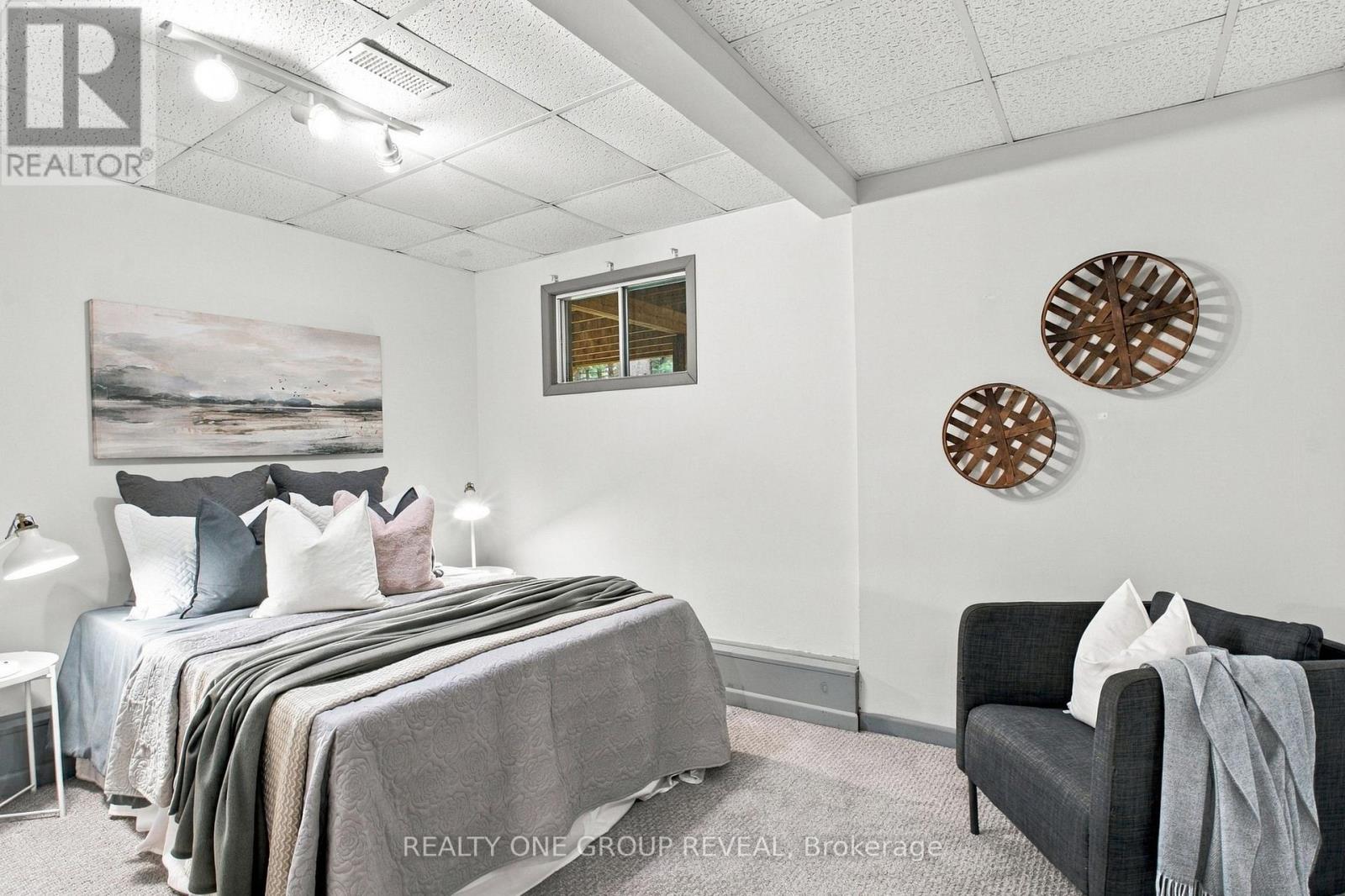 2163 BOUNDARY ROAD - Image 36