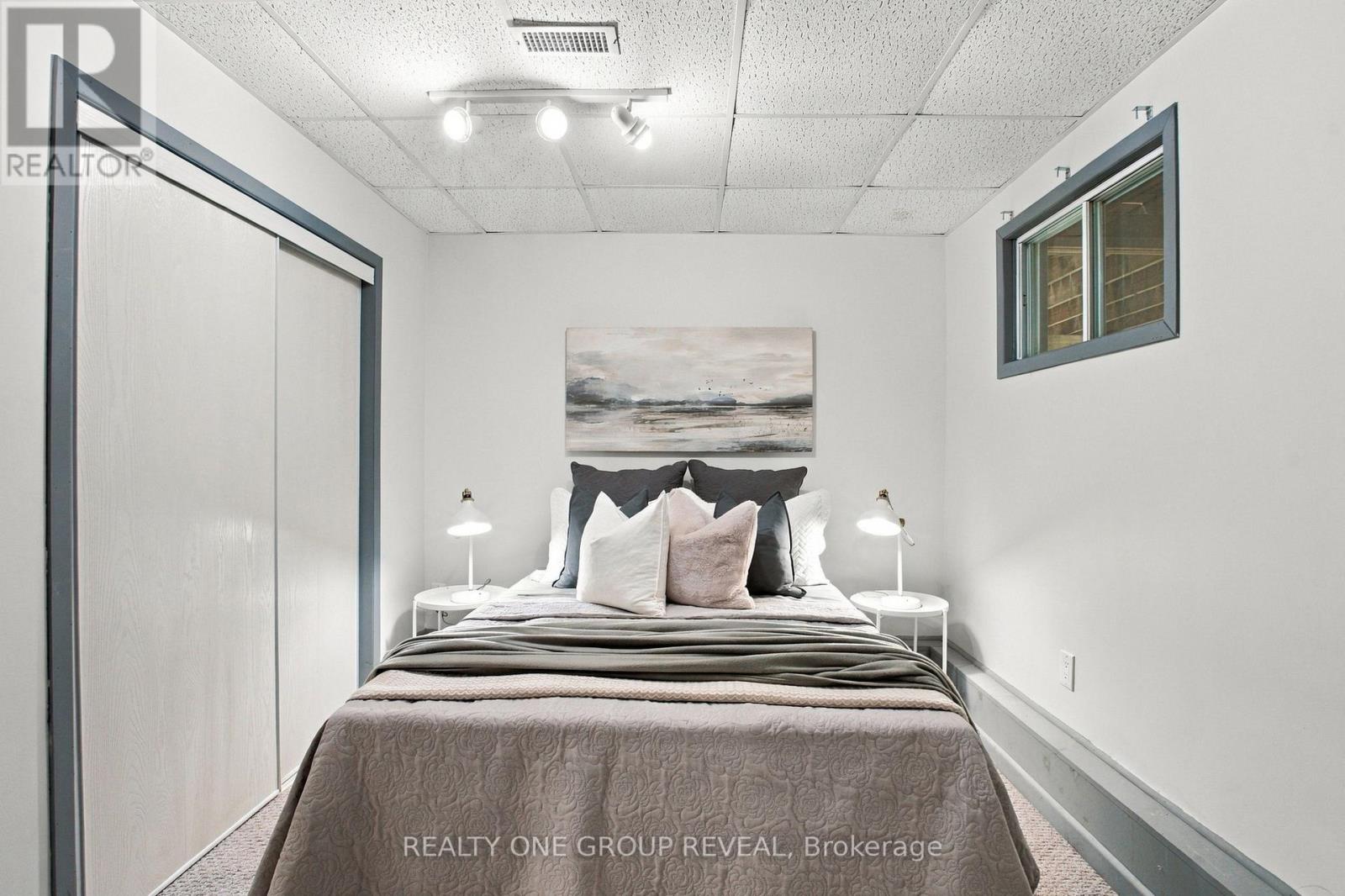 2163 BOUNDARY ROAD - Image 37