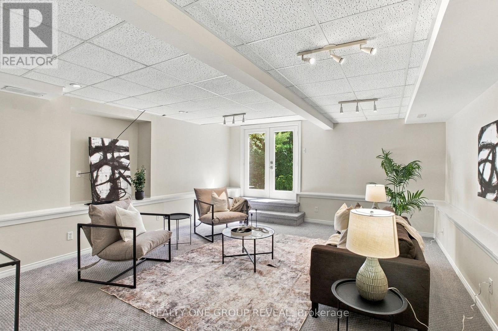 2163 BOUNDARY ROAD - Image 38
