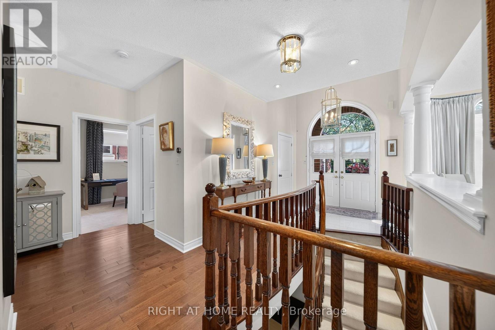 8 BRANTHAVEN COURT - 7