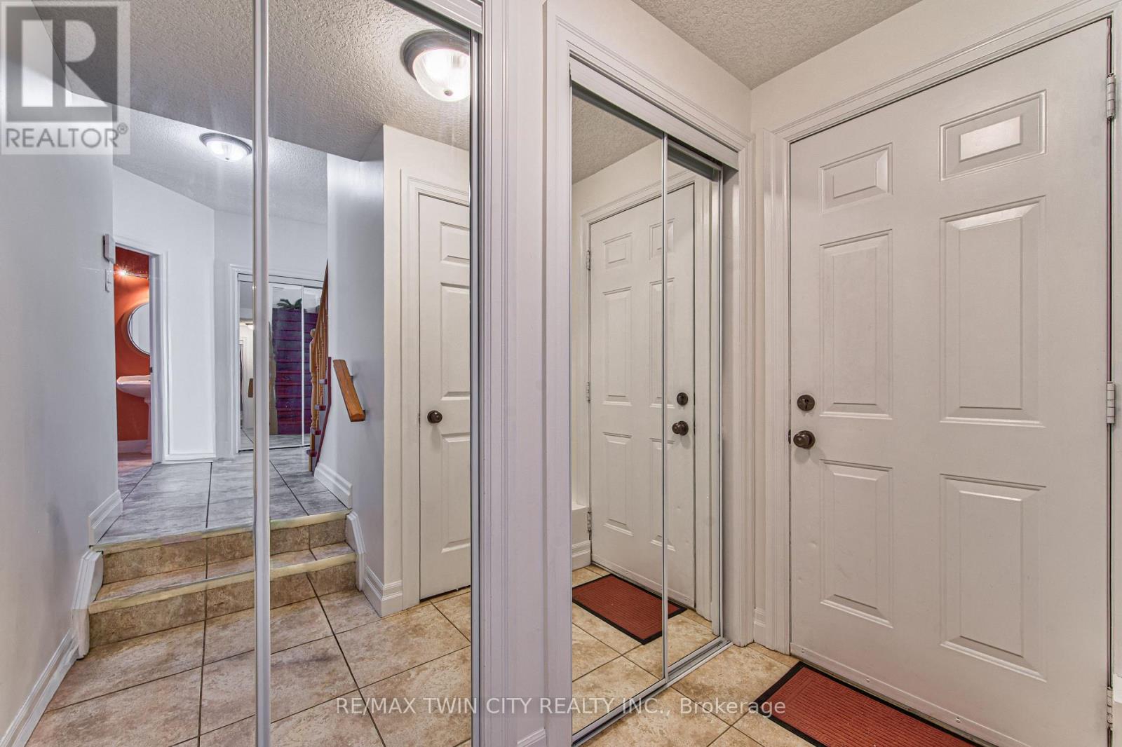 87 STEEPLERIDGE STREET - 19