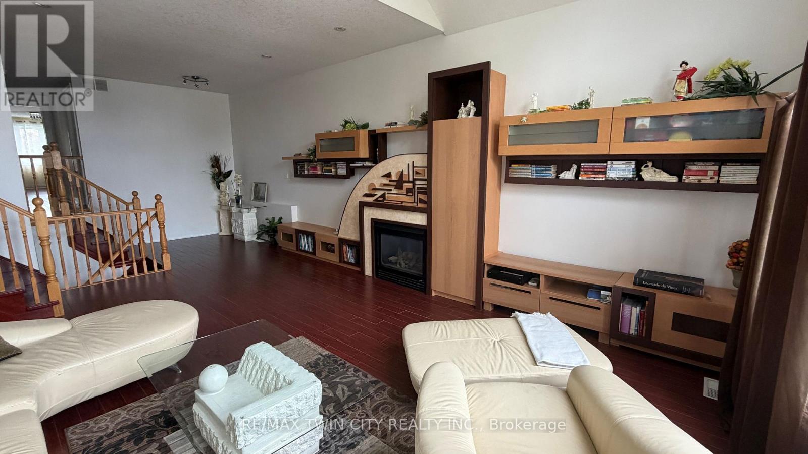 87 STEEPLERIDGE STREET - 21