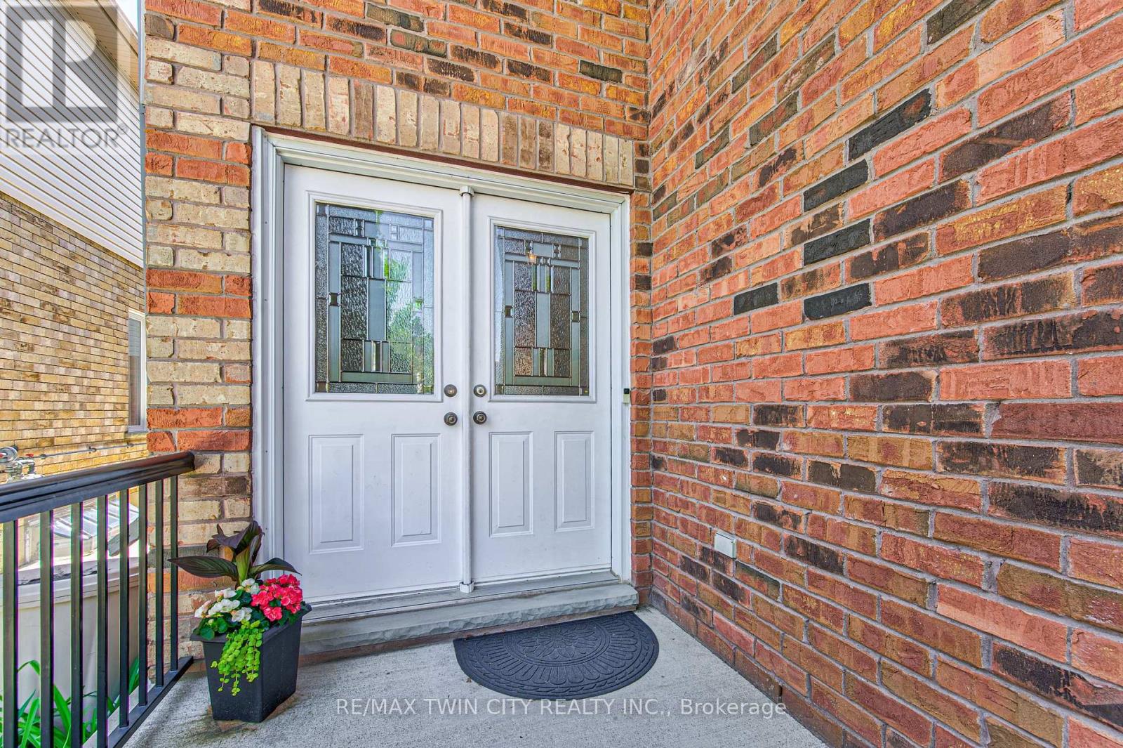 87 STEEPLERIDGE STREET, Kitchener — photo 4