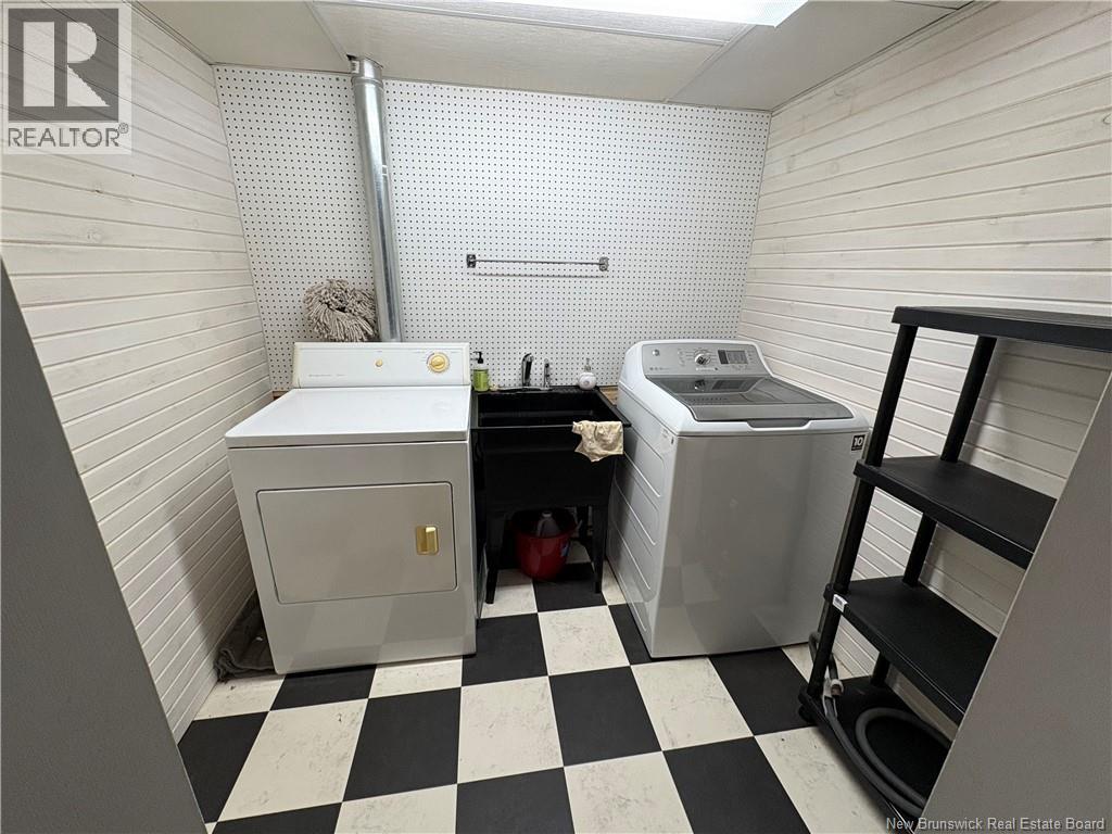 37 Campbell Road - 16