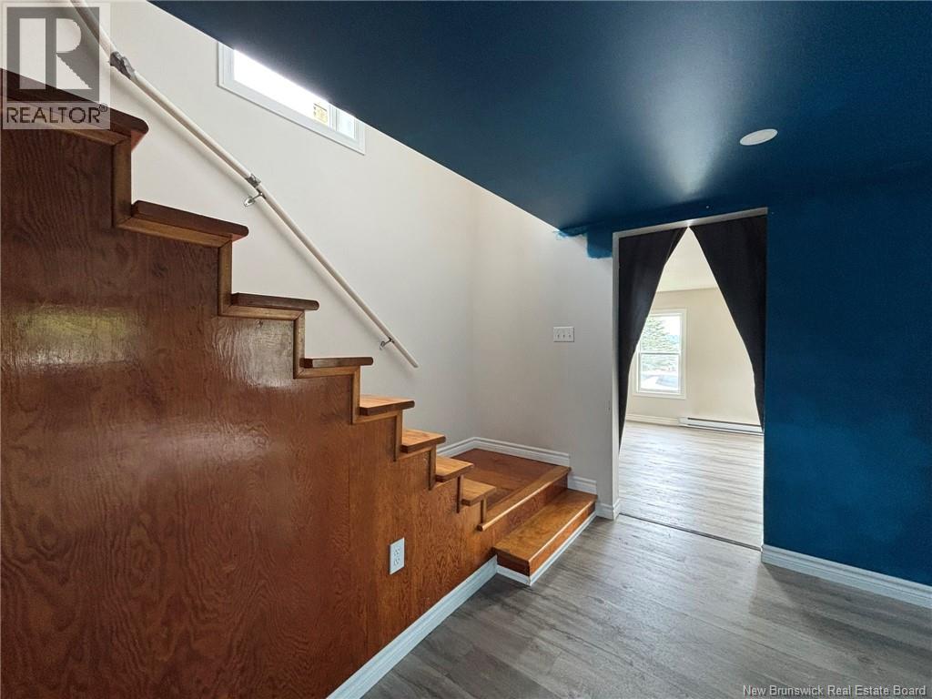 11 Windsor Street - Image 18